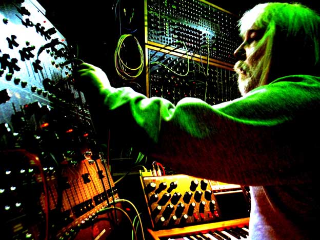 aliens project - m5 moog